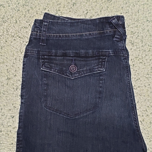 GLORIA VANDERBILT JEAN CAPRIS SIZE 12 - Picture 3 of 9
